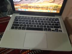 Macbook pro Late 2011 i5 500Gb Hard 4Gb Ram