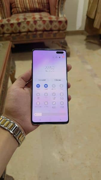 Samsung S10 5g - 10/10 Condition. One of its kind. 12