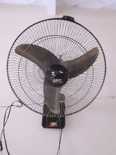 Bracket Fan, wall fan