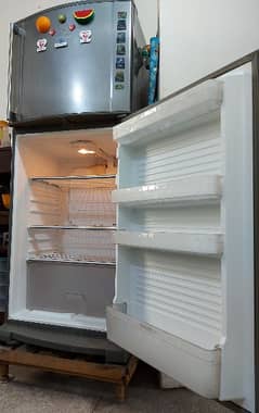 Dawlance 2 door Refrigerator used 3 yrs like new