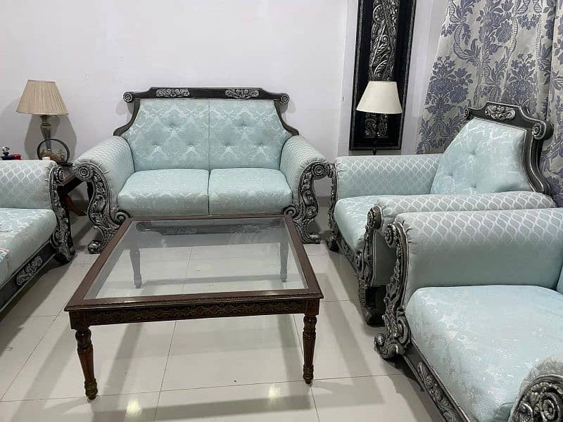 7 seater sofa with center table 0