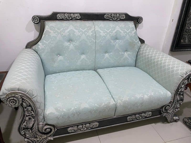 7 seater sofa with center table 3