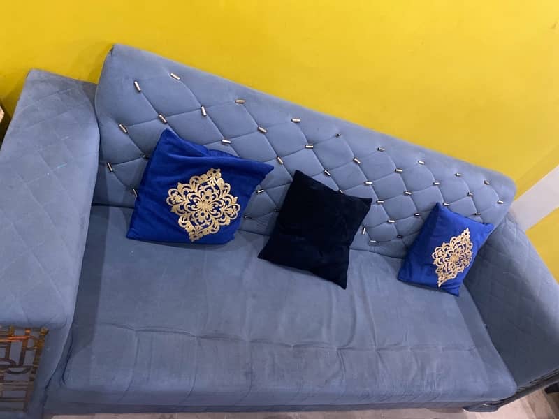 Sofa Set - 5 Seater 4