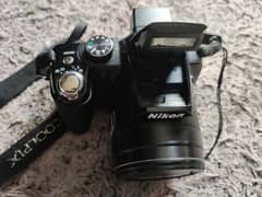 Nikon p90 camera with 4gb memory card charger and bag