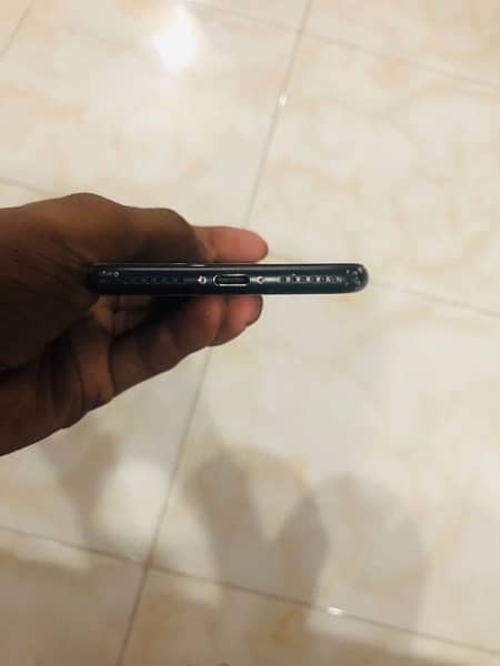 iPhone 7 black colour 2