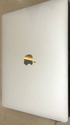 Apple Macbook Pro 2017 8gb for sale