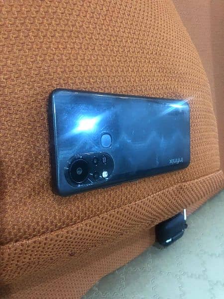 I am selling my Infinix Hot 11 s please contact me in WhatsApp 1