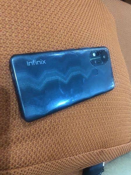 I am selling my Infinix Hot 11 s please contact me in WhatsApp 2