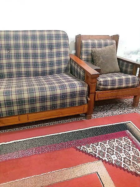 Excellent Condition Diyar wood sofa set 1