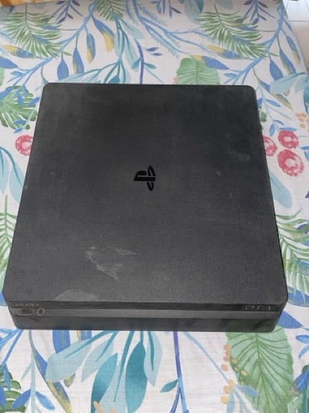 PS4 slim 0