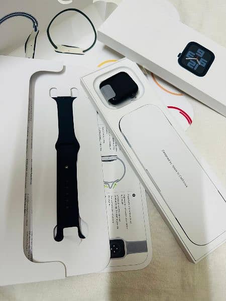 Apple Watch SE 2nd Generation 1