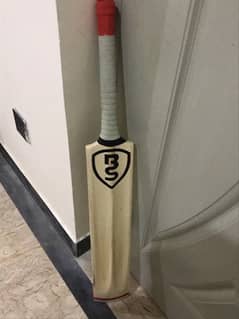 cricket bat new 10/10