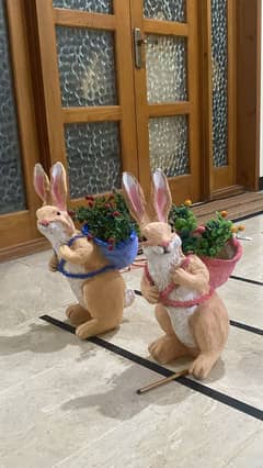 Pair of Rabbits decoration piece for home or garden