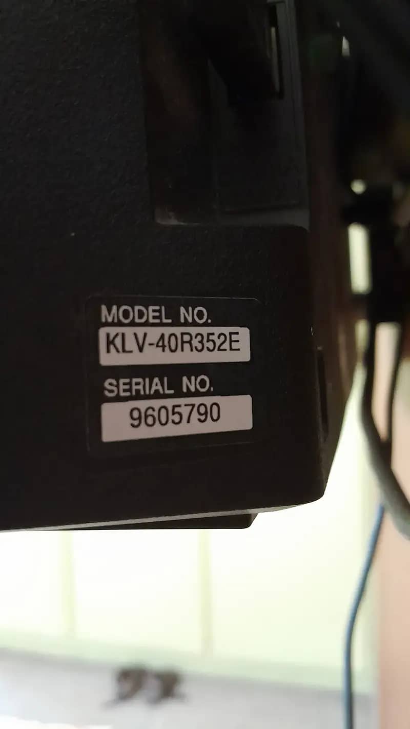 SONY BRAVIA LCD TV - URGENT SALE 0