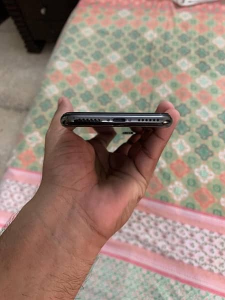 Apple iPhone X 256gb PTA APPROVED 1