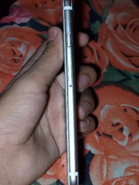 IPHONE 7 10/9 CONDITION 1