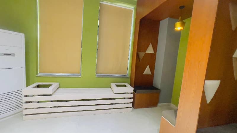 1 Kanal Furnished Office For Rent 10