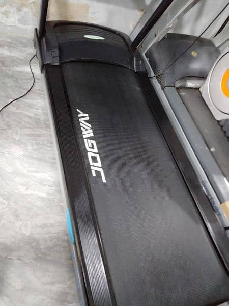 JOGWAY T19 COMMERCIAL TREADMILL, AC 4HP MOTOR. 4