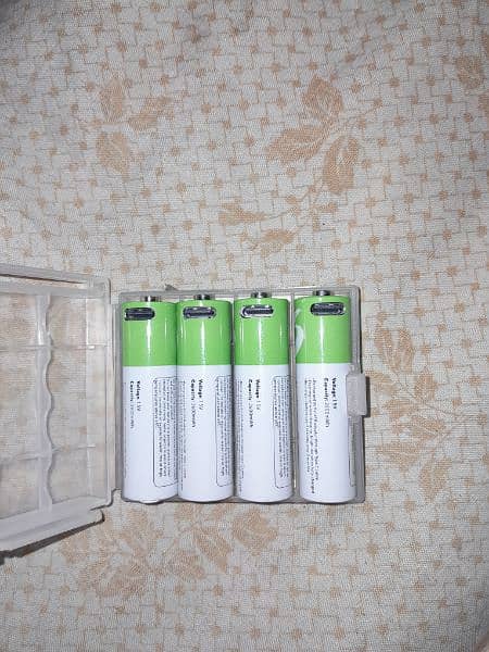 Rechargeable Battery 0