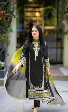 3 pcs woman unstitched lawn Embroidered suit