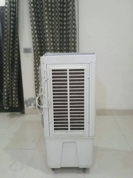 Only one Month use Air Cooler 10/9.5 Condition. 3