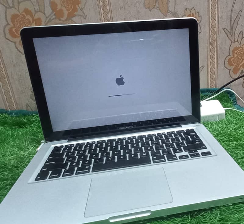 Macbook pro core i5 2012 5