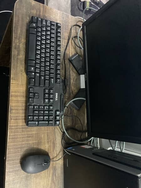 I5 2nd gen 4gb 128ssd with led and keyboard mouse 2