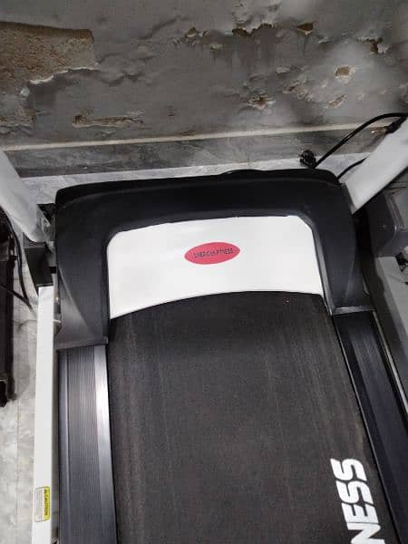 AMERICAN FITNESS TREADMILL, MODEL: AF141E, 0333*711*9531 COD 5