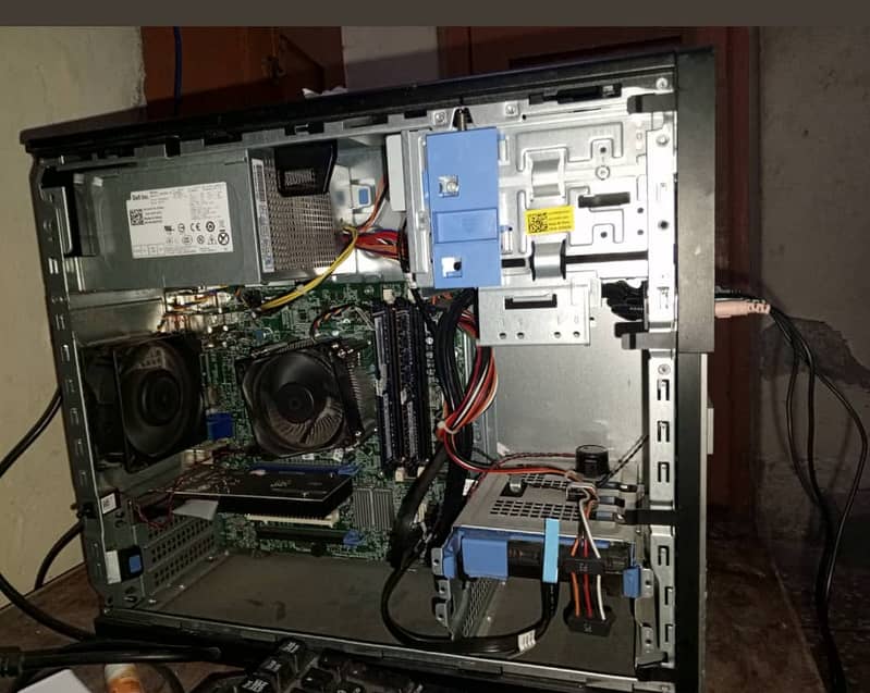 gaming pc urgent for sale in dhoke syedan chowk near tench bhata 4