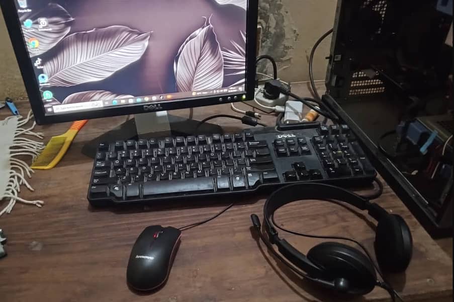 gaming pc urgent for sale in dhoke syedan chowk near tench bhata 6