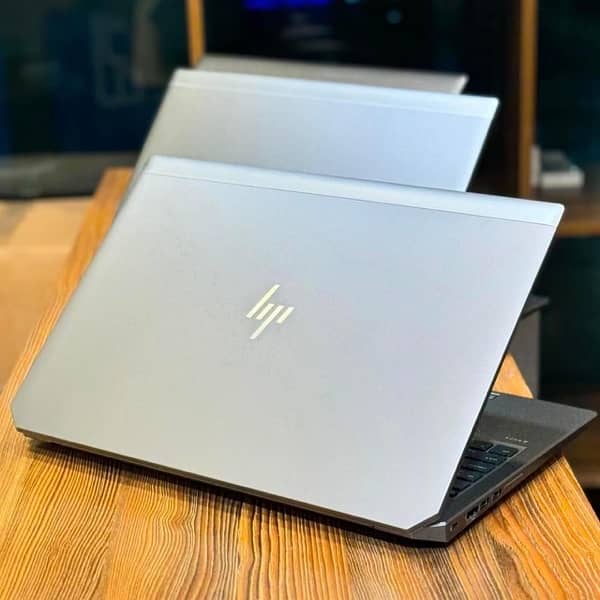 HP ZBOOK 15 G6 (Core i7 9th Gen) (32/512/4gb Graphics T2000 DDR6) 11