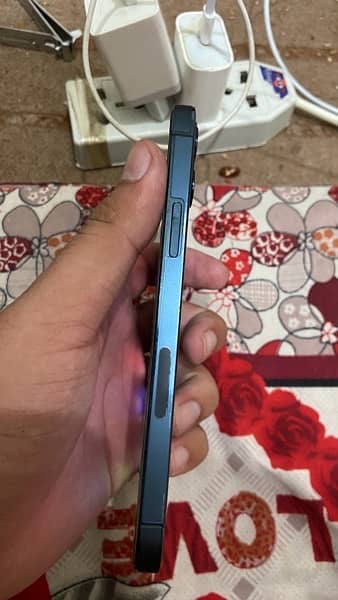 iphone 12 pro 128GB nonpta 3