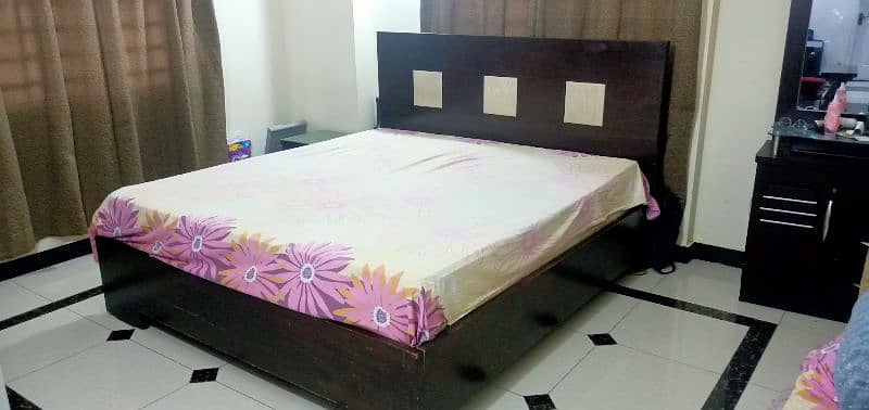 Double Bed with two drawer table and with spring Mattress 0