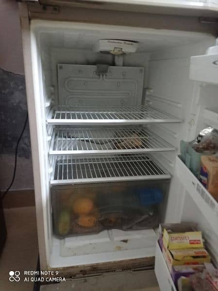 Dawlance refrigerator/fridge medium size in bestquality 1