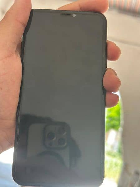 iphone 11 pro Max 64 gb jv 1