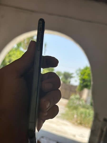 iphone 11 pro Max 64 gb jv 2