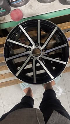 17 inches alloy rims great condition