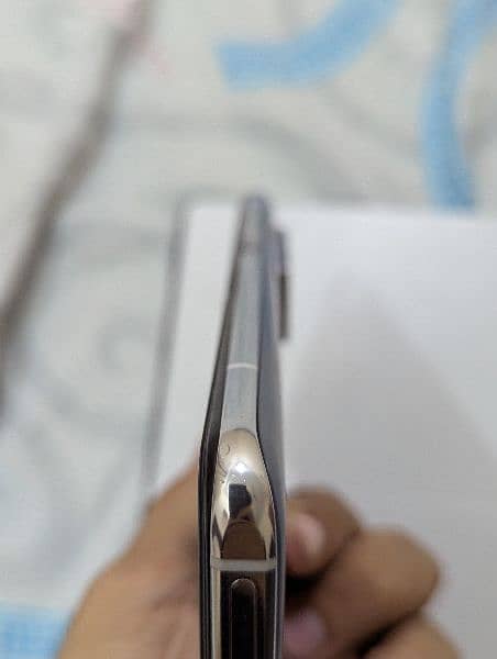 10/10 Condition Xiaomi Mi 10 T 4