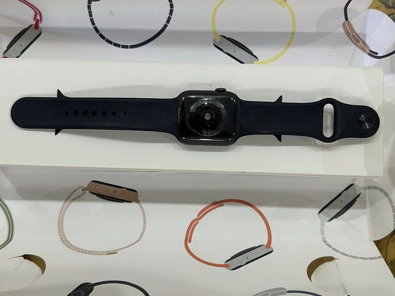 Apple Watch Series 5 44mm Space Gray aluminum case black straps 3