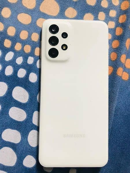 samsung A23 128 GB White colour 2