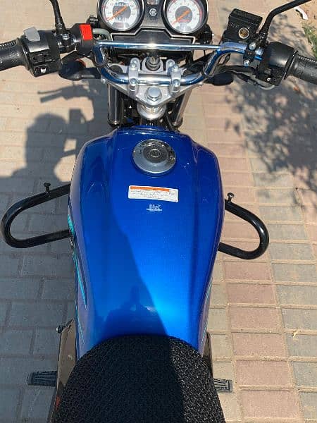 Yamaha YB 125Z DX 9