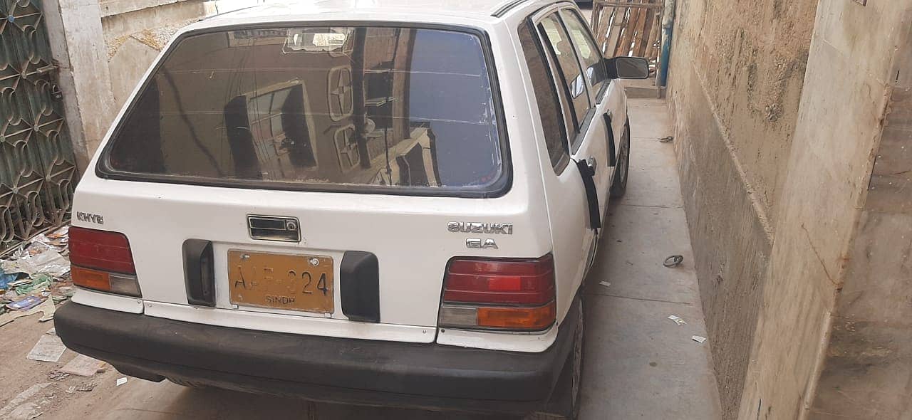Condition used prize 380000year 1996, fuel petrol ,transmission manual 2