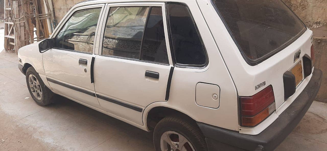 Condition used prize 380000year 1996, fuel petrol ,transmission manual 3