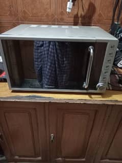 MICRO WAVE OVEN DAWLANCE LARGE SIZE