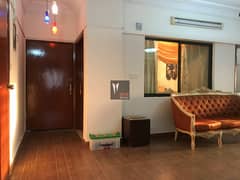 1300 Sqft Renovated West Open Apartment With Reserved Parking In A Midrise Building Having Lift And Standby Generator Near Kaybees Restaurant