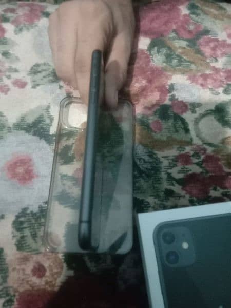 iPhone 11 non pta sab OK hai box cable sab hai battery Health96  GB 64 4