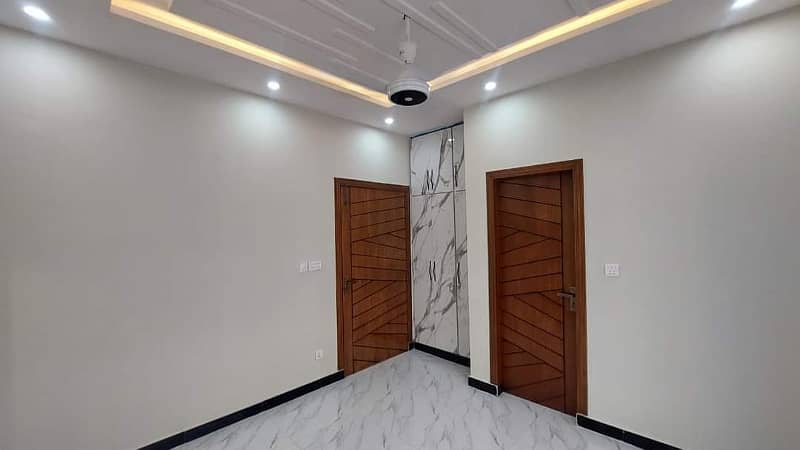 5 MARLA LUXURY HOUSE FOR SALE 19