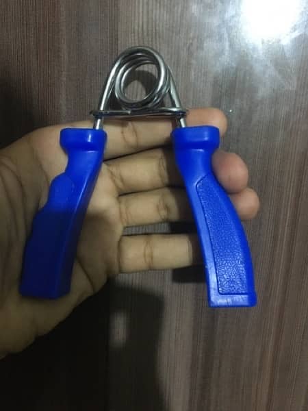 imported hand gripper 200kg max weight 0