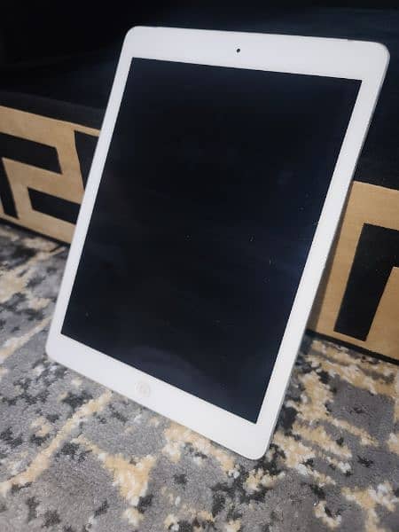 Apple iPad air 9