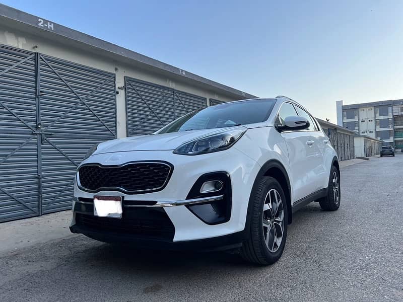 KIA sportage FWD 4